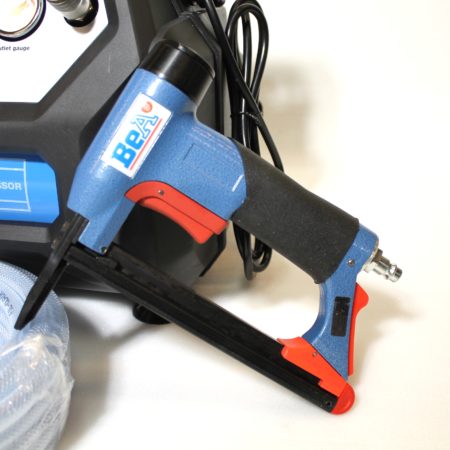 Kit compresseur + agrafeuse Bea type 71+ tuyau + boite d'agrafe – Image 4