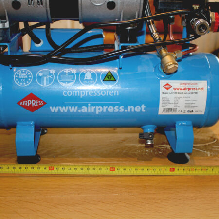 Alternative view of compresseur compact et silencieux sans huile